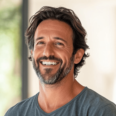 Certificación Coaching Nutricional 44 npdas Photograph of a middle aged Spanish man 30 35 years old a4b20d0d 416c 407d ae54 fc30fd5f43e0 1